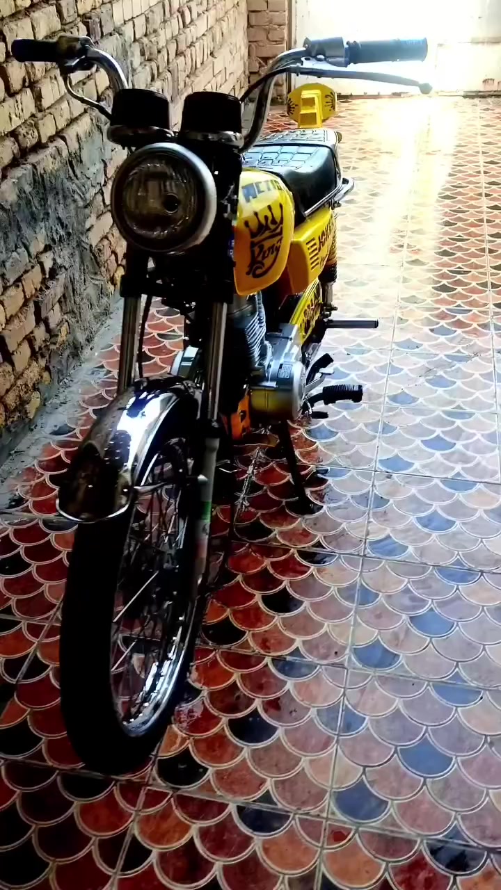 سلام عليكم دراجه انتنس للبيع بدون اوراق المحرك ابد مامفتوح حته تفيلس مامفيلسه شوفها زين يلا تراسلني سعرها 750 نضافه فول


**إذا كنت صاحب هذا الإعلان وتريد حذفه لأي سبب، رجاءا أرسل رسالة إلى الدعم الفني**