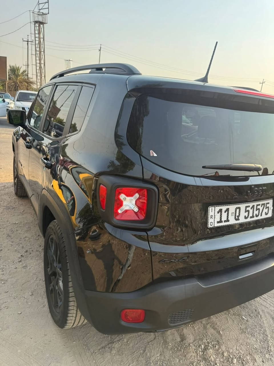 للبيع جيب رينكيد 2022@ فول عدا الفتحة .
-  جديد.
- رقم بغداد الجديد باسمي 
ماشيه : زيرو38 الاف فقط
مواصفات :
بصمه تشغيل .
تشغيل عن بعد
فور ويل 4x4
محرك : 1300 تيربو 
اشارة بالمراية ونقطة عمياء
رادارات اماميه وجانبيه .
تحديد سرعة .
مثبت سرعة .
شاشه كبيره كاربلي .
سايد بريك بصمه .
اصلي .
الانارة ويه فرة الاستيرن يشتغل.
السياره خير من الله جديدة .
حادثه فقط جاملغ أيمن . 
العنوان : بغداد
الرقم :***********
مستعجل عل بيعه جوه سوك ماكو هيج سعر ١٣٥ وبيه مجال هم 
الأتصال والستفسار
