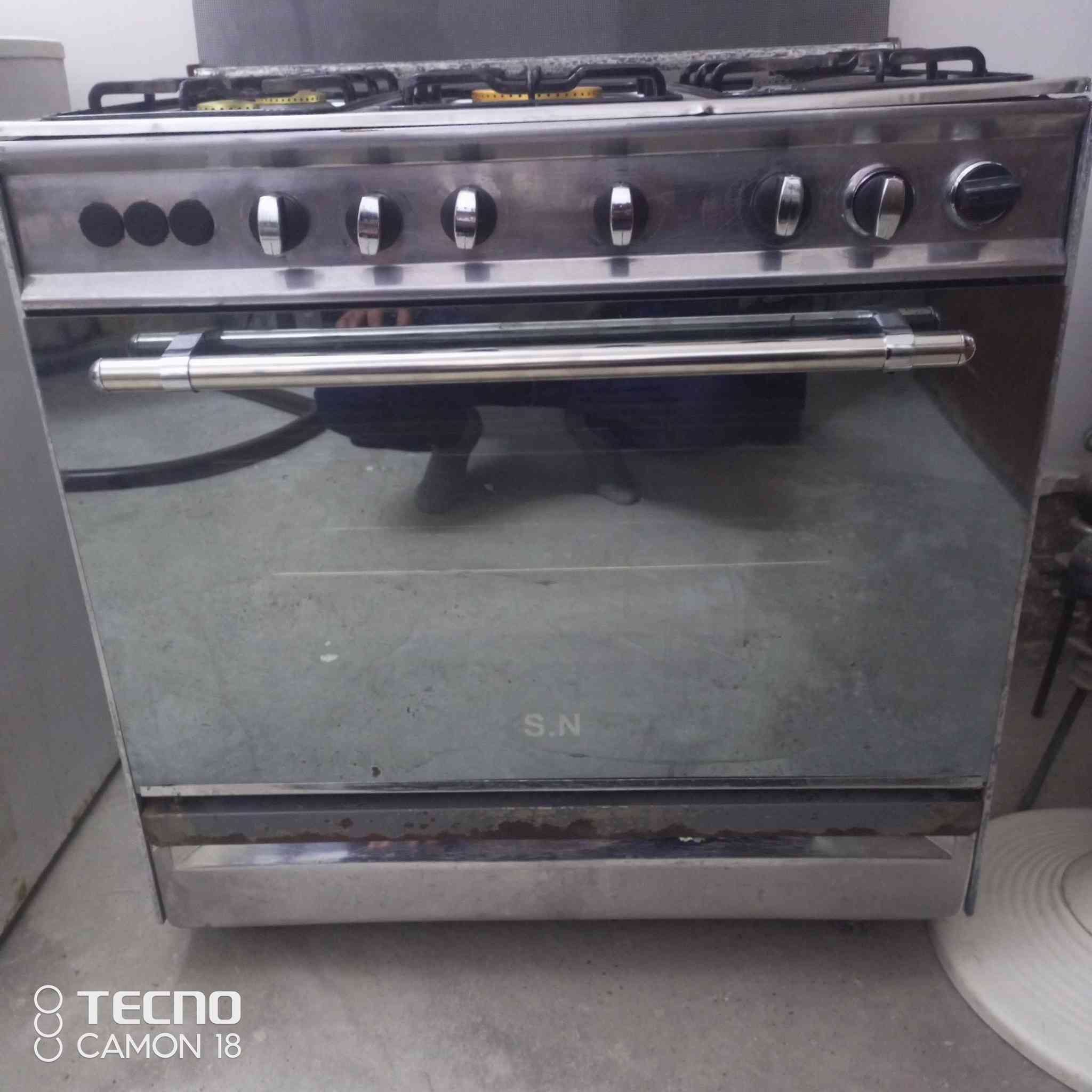 للبيع طباخ 5مشاعل فرن شغال نضيف جدا مكانه سبع البور


**إذا كنت صاحب هذا الإعلان وتريد حذفه لأي سبب، رجاءا أرسل رسالة إلى الدعم الفني**