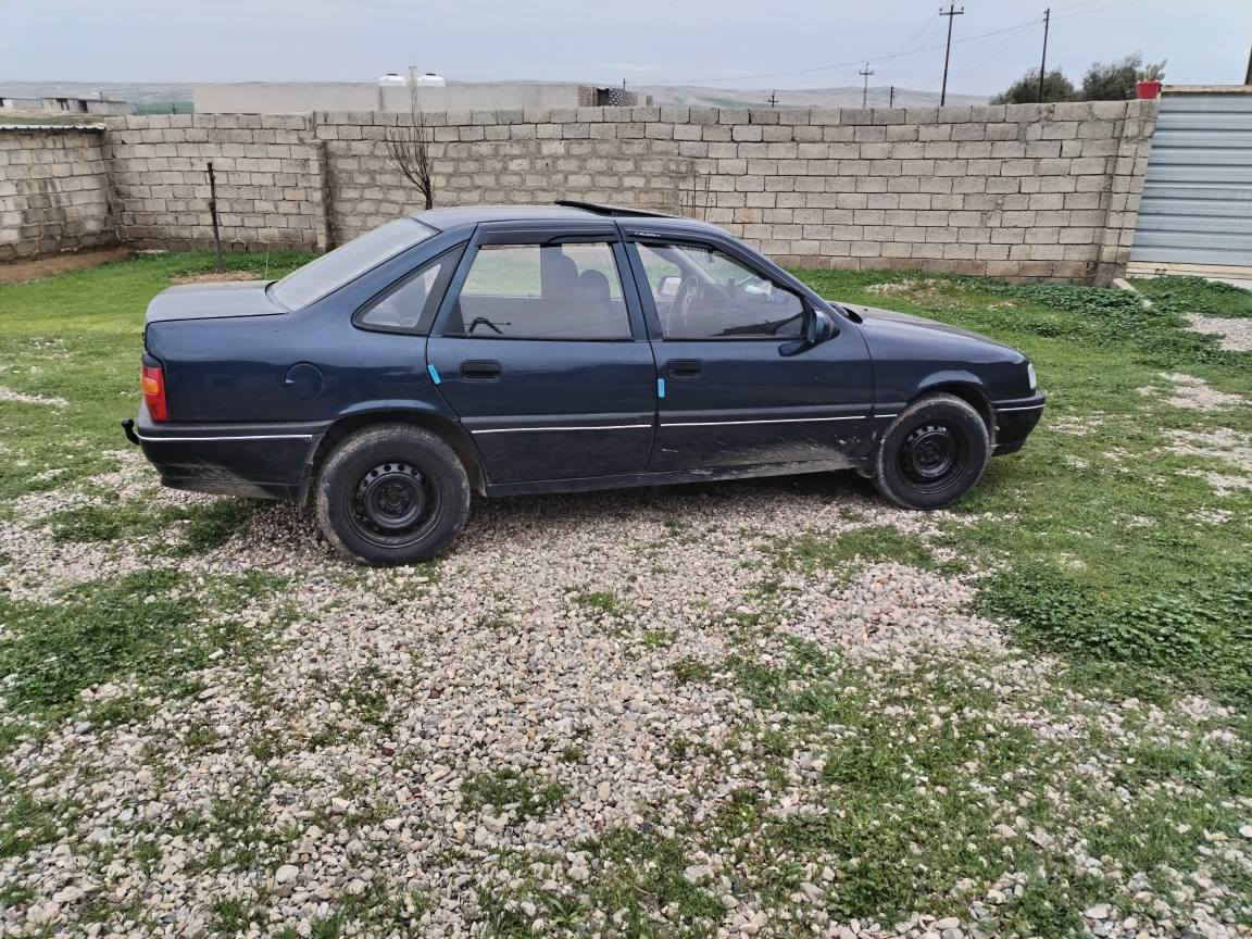 سلام عليكم فكتره حجم 18 موديل ٩١ مصبوغ جماليه بدون ضرر كاربون بيهه ديد وكالا تيد تحويل سعر 36 وبي مجال *********** الحمدانية, نينوى
