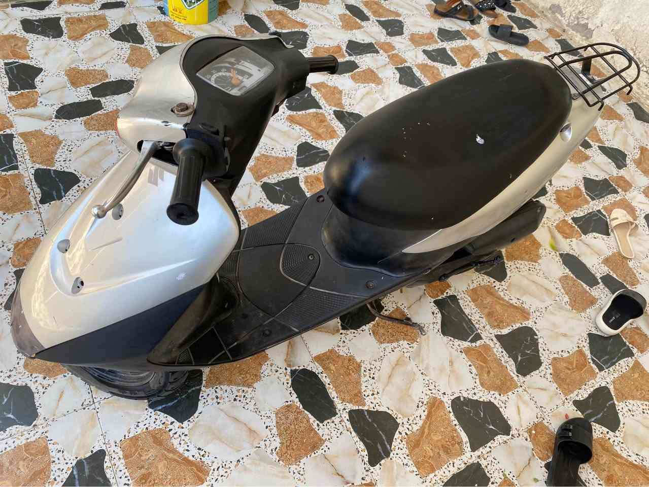 سلام عليكم دراجه ساسوكي رياضي نضيفه شوفت عينك 
مبدل بيه بوشه فقط السعر 325 أوراق بسمي الدراجه عمارة, ميسان


**إذا كنت صاحب هذا الإعلان وتريد حذفه لأي سبب، رجاءا أرسل رسالة إلى الدعم الفني**