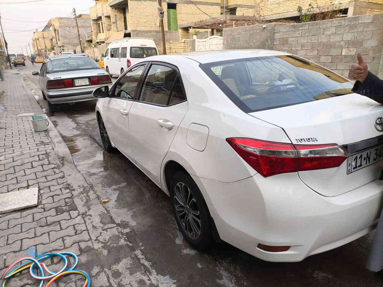 كورلا خليجي موديل 2015
تحكم ستيرن 
شاشة + كاميرا 
رقم جديد بغداد 
تبريد وتدفئة  خير من الله 
 حدادية حلوة 
كير  محرك خير من الله 
مكان السيارة بغداد معروضة ب 128 
*********** متوفر وتساب
