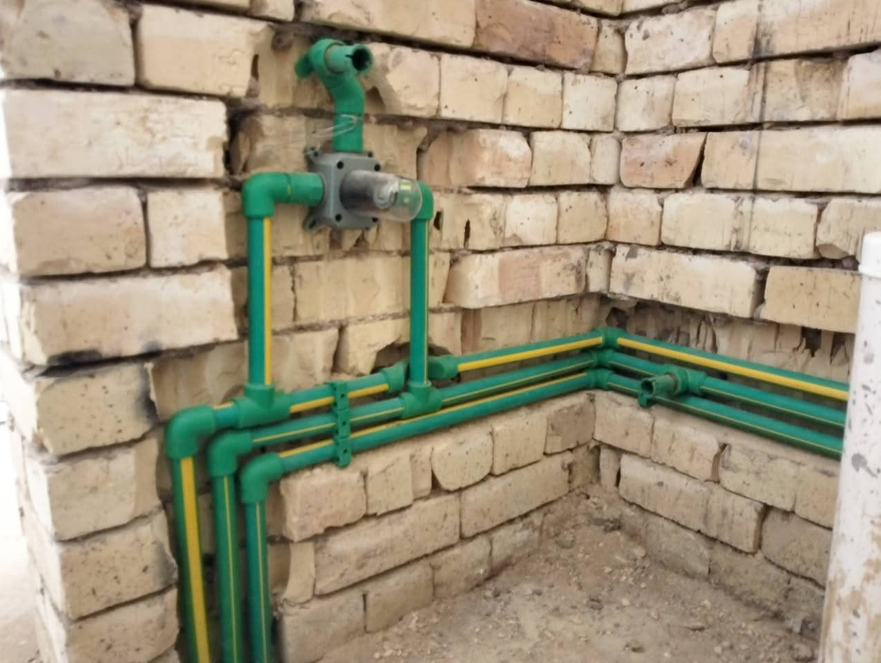 كادر تأسيس ماء ومجاري
نضامنه العمل الحديث _غربي دفن _شرقي دفن _خلااطات دفن _نضام نزلااتت  _نضام بطاريه

حفر أبي تشطيب شغل تثقيب كور.
فحض رطوبه 
درجه أولى 
جميع مناطق بغداد.   
اشتغل حسب طلب ابو البيت خابر وتدلل
  للأستفسار الاتصال على الرقم ***********
