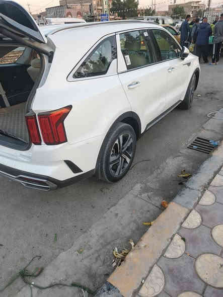 سورنتو 2023 رقم بغداد خليجي مكفوله كفاله عامه ما عده هاي الخسفه زغيره جدا بالباب الخلفي   باسمي تحويل ثاني يومم
خليجي 6 سلندر  7 راكب
السياره ماشيه 67 
بصمه تشغيل + أبواب 
شاشه كبيره متصله
لايت زنون 
حساس امامي خلفي 
حساسات مطر 
كامره دواره 
3قطع تبريد 
GPS
ارضيه جلد 
جنطه كهرباء  
كير ماوس
دخول ذكي 
شفتات
شاحن لاسلكي 
سايد بريك بصمه 
اوتو هولد 
تحكمات استيرن 
بردات خلفيه بلاد 

السعر 295 $  
,***********
