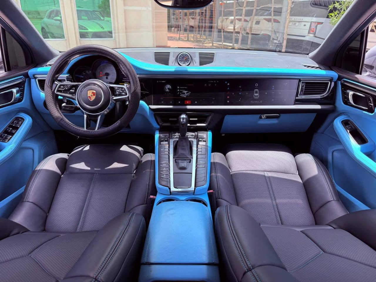 بورش ماكان S
خليجي 
6 سلندر 3.0L 
موديل 2015
محول من الداخل والخارج الشكل الجديد 
كاميرات 360 درجة  
فرش جلد + شاشة كبيرة 
نظام SPOT PLUS 
مثبت سرعة + OFF ROAD 
مري كهربا +  مقاعد كهربا 
انارة داخلية + تكيف خلفي
ممشى 127،000 كم 
بدون اي اعطال 
لا يحتاج إي صيانه
مسرفس جاهز للتسجيل
مطلوب 49,000 درهم
قابل لتفاوض الشارقة, الإمارات العربية المتحدة


**إذا كنت صاحب هذا الإعلان وتريد حذفه لأي سبب، رجاءا أرسل رسالة إلى الدعم الفني**