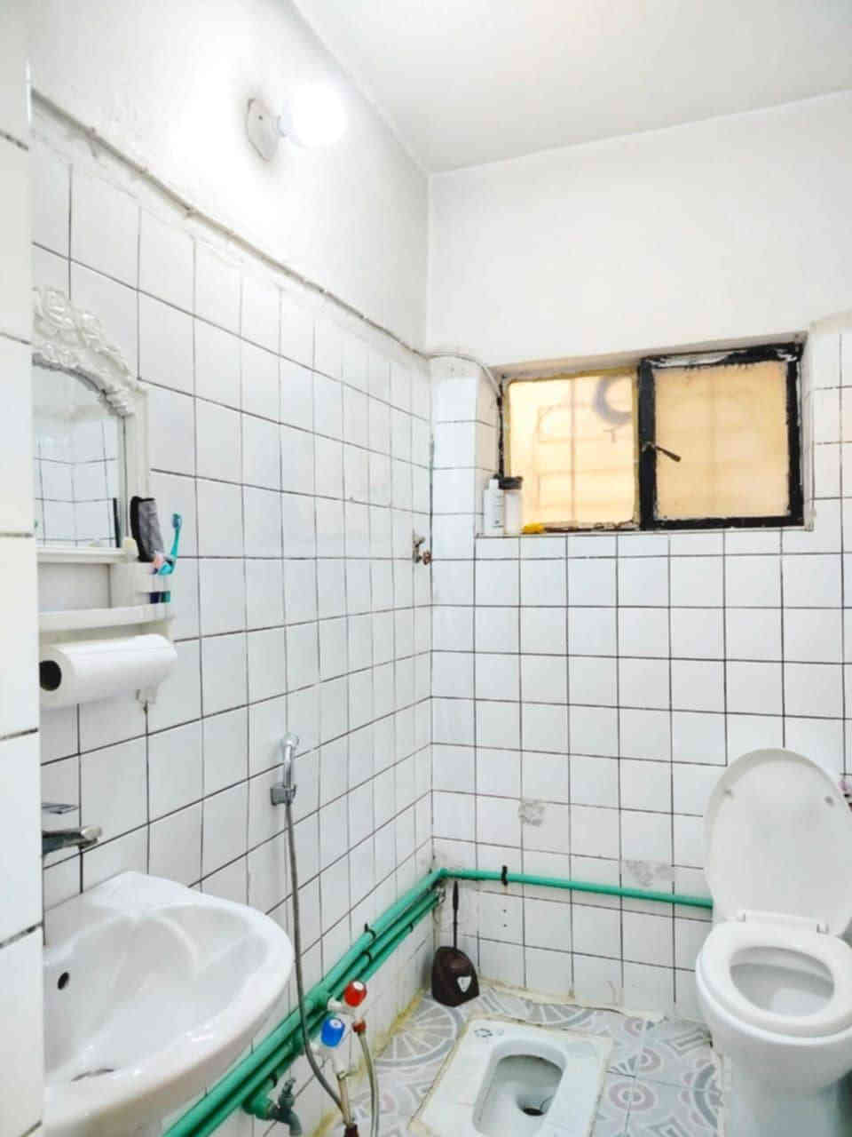 السلام عليكم
بيت للبيع مساحه ١٦٦ واجهه ٨ بناء تسعينات نضيف
طابقين الارضي غرفه وصاله واستقبال ومطبخ وخدمات وحديقه وكراج. والثاني غرفه وخدمات ويرهم اضافه بناء

السعر ٢٧٥ مليون وبي مجال بسيط للشراي
الموقع بغداد الدوره شارع ستين المربع الأول من جهة سريع خلف حلويات جدو. شارع زين ومكان هدوء مرتب
الجاد بلشراء يجي خاص او يراسل واتساب علرقم ***********
