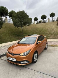 بۆ فرۆشتن mg مۆدێل 2014 نرخ 64 گەڵاو معامەلەیە کەم .   ٣ پارچە بۆیاخ ب...