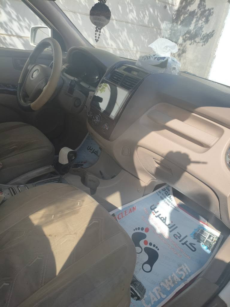 سبورتج 2009 رقم كربلاء مكفولة كفالة عامة من الصبغ بيها قطعة تبديل وقطعة بس بارد صارت عندي السيارة جاهزة 
السعر 120 وبيها مجال 
رقم.   *********** كربلاء, العراق
