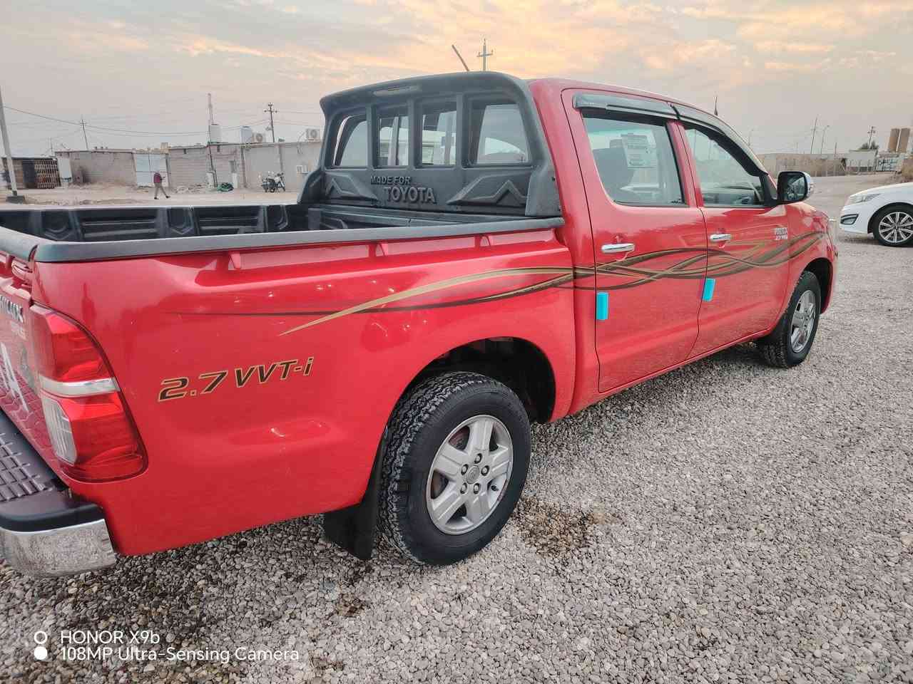 السلام عليكم
بيكم هايلوكس 2015 كويتي شاصي 19 
اوتماتيك رقم واسط دولي سنويه 2031 
السيارة كفالة عامة ماشية 185 حقيقي 
تخم تاير حدادية جديد مكينه كفاله على وضع الشركة 
تدفئة تبريد ع وضع الشركة
السيارة فول مواصفات

العنوان واسط قضاء الاحرار 
السعر 228 بيها مجال بسيط
مامتواجد على فيس
***********
***********
