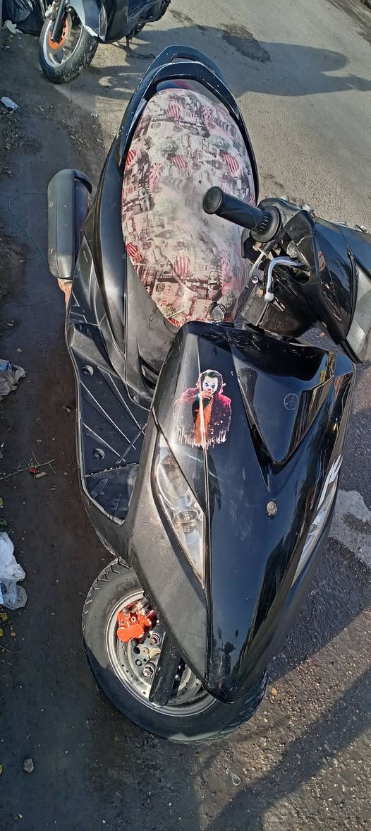 سلا عليكم دراجة للبيع ماكس ثعلب دراجة نضيفة كهربائي نكرة سلف هندر كلة شغال كفرات بلادية مختمات المكينة ناعمة مكفولة الدراجة خير من الله السعر 450 عنواني جميلة شارع الضريبة الرقم ***********
