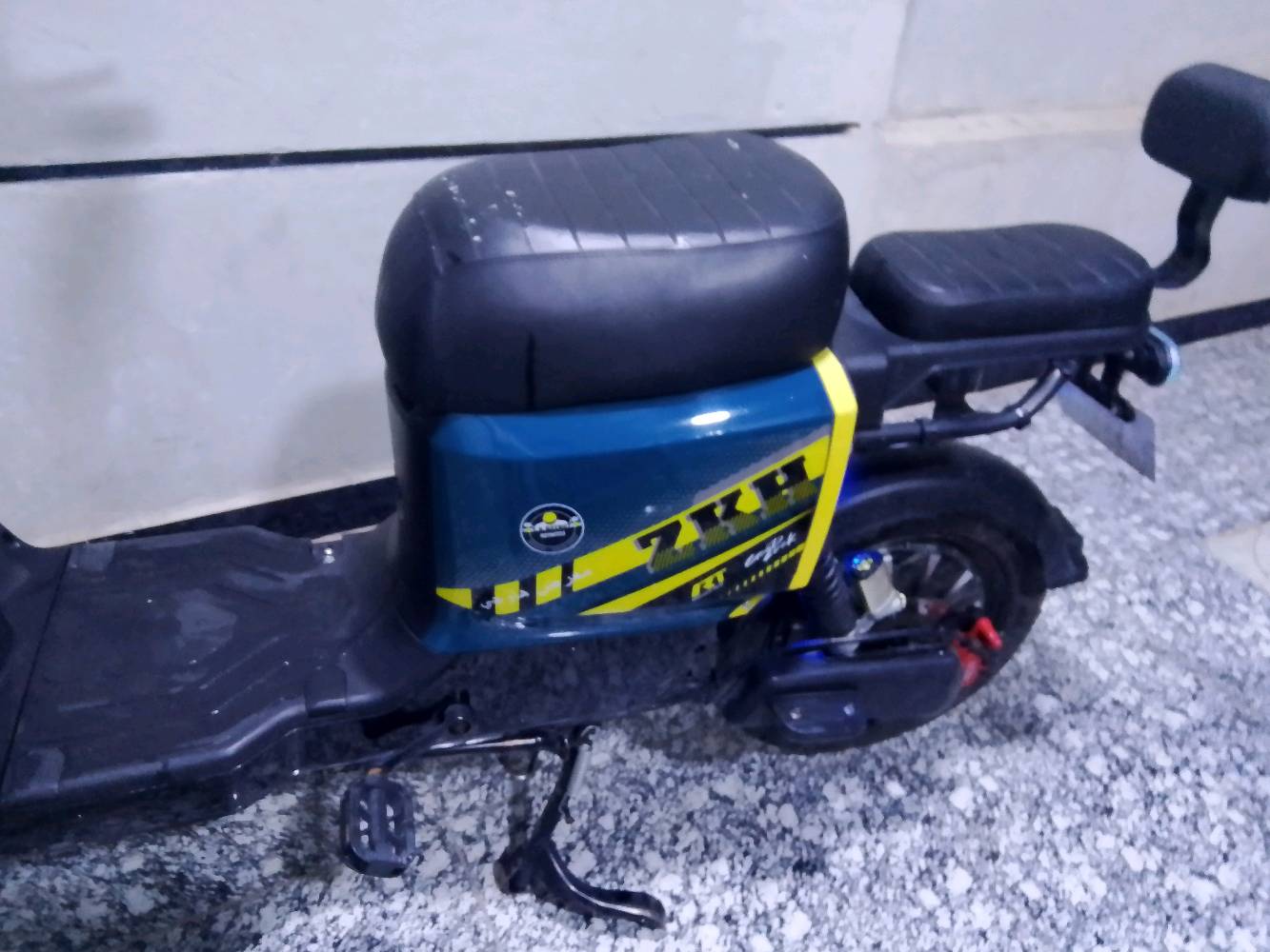 للبيع R11 .
6بطاريات كبار نوع جرافين مديل ٢٦
كربلاء حي الحر السعر ٦٧٥وبيها مجال قليل 
سعر الجديد ٨٢٥ الي ما يعرف بيهن لا يحجي بكيفة