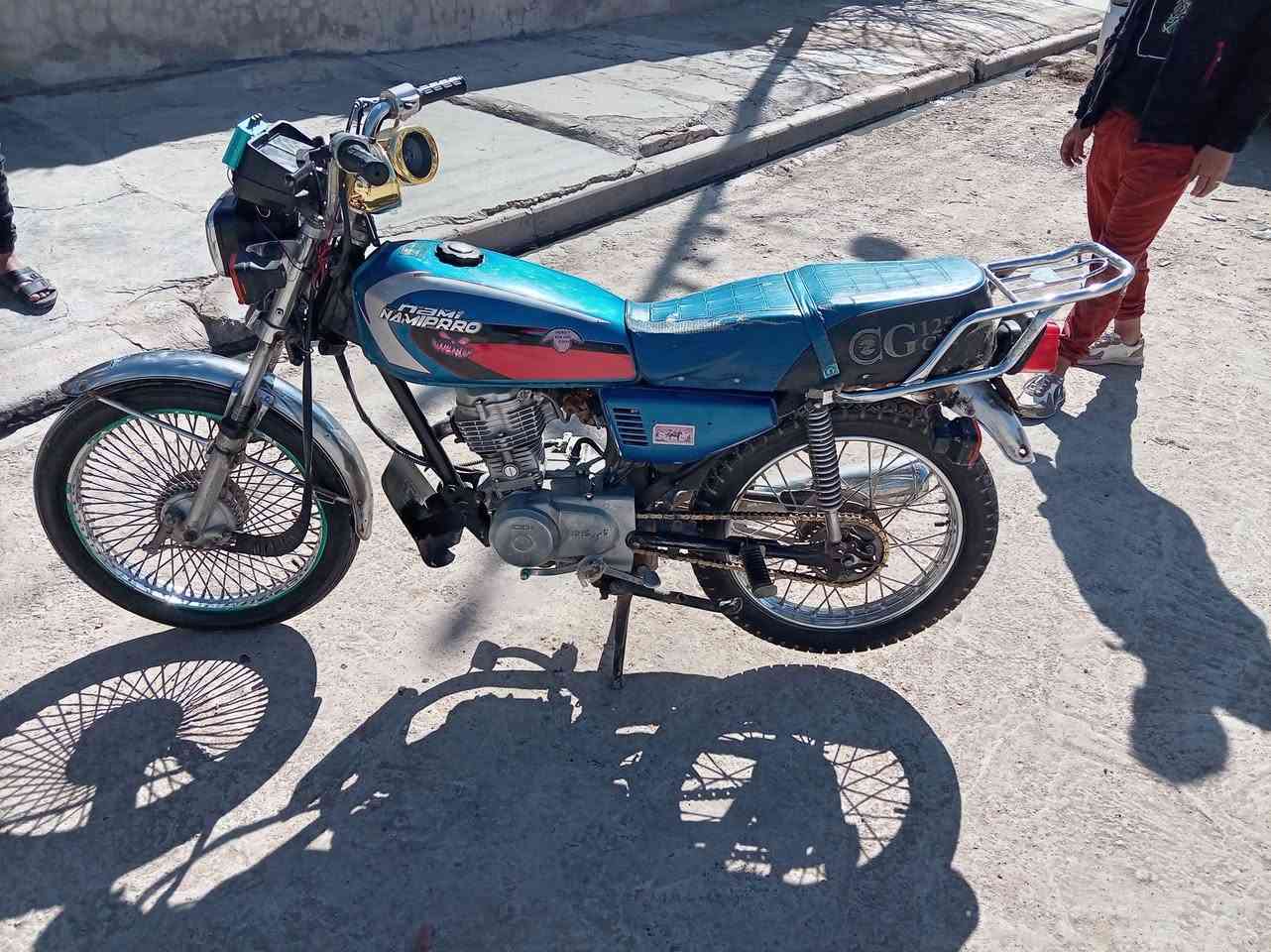 سلام عليكم درجه إيراني نامي للبيع سعر 250بي مجال قليل رقمي ***********
