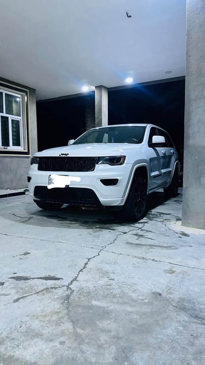 جيب البيع موديل ١٨حادثهه جاملق وحافت البنيد  حادث امريكه فقط يعني قطعتين صبق بدون دواخل شرط ماشيه ١٩٠ كير محرك بدون فتح برقي صدر امامي خلفي جيد جدن سيرفس كامل علا أيدي سياره مابيه مصرف خلاص سعر ١٩٦ وبيهه مجال الشراي بسمي سنويه تحويل مباشر مكاني بغداد السريع جسر السابع 
هاتف ***********
كورك واتساب***********
