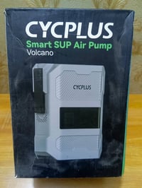 منفاخ عملاق • مسبح