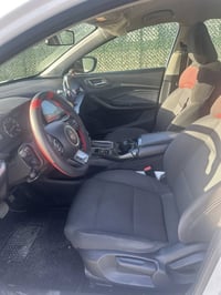 Mg gt 2022 ماشيه 78 الف  سياره نضيفه ونصبتها حلوه كير مكينه تخبل تدفئه...