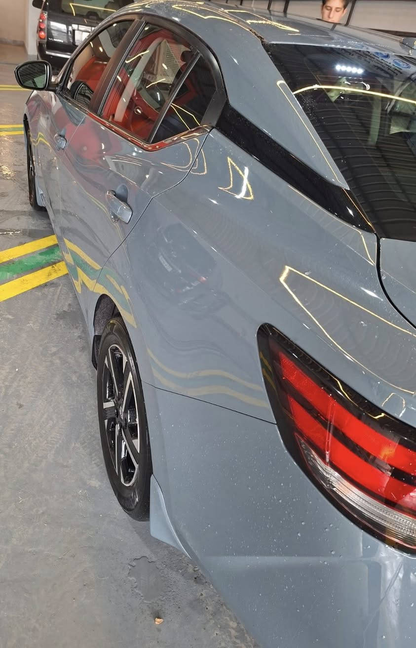 نيسان سنترا SV 2025
السعر ١٣٥$ تم تنزيل السعر بسبب ارتفاع الدولار$
تبديل فقط بنيد واما الدواخل ايرباك دركة و برده فقط
والباقي كفالة من كل شي وماينقصها اي شي 
مواصفات الSV معروفه رادارات امامي جانبي خلفي حساسات خلفية كامره شاشه كبيره تدفئة كشانات و دركه 

رقم الهاتف ***********
