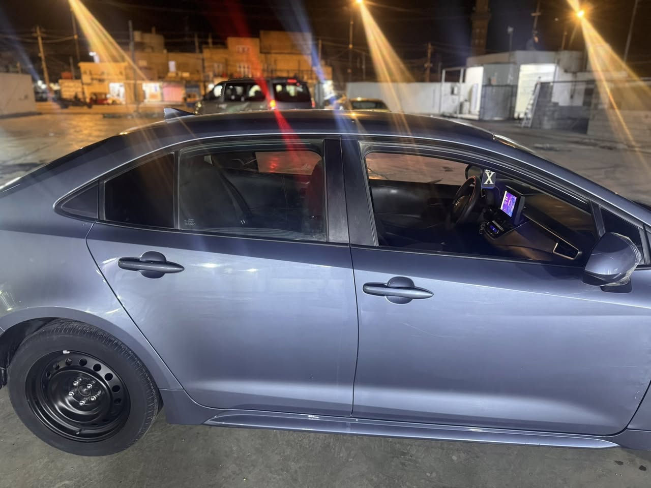 كورلا 2023 وارد امريكي معوقين
مواصفات LE 
سيارة : ماشيه 22947
شاشة كبيرة لمس
 كامرة 
سايد بريك بصمه  
رادار تعديل مسار 
 رادار اوتو بريك
 تحكم ستيرن
 اوتو هولد
 نظام ECO
 لايتات زنون 
مانع انزلاق
ضرر بس خشم البنيد 
وتبديل جاملغ ايسر
بدون إرباكات و ضرر داخل شرط 
السعر 137$ وبيه مجال قليل
‏عنوان ميسان/ابورمانه   
‭***********
