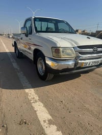 هايلوكس • ٢٠٠٢ • رقم انكليزي