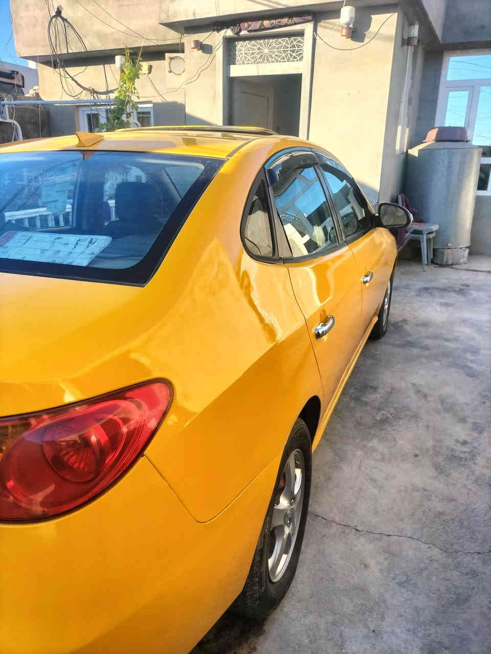 سلام عليكم لانترا 2011 خليجي بيه جاملق وبنيد مصفره نقابه وسنويه لل 28 كله جديد حتى المحرك البارحه مجلته ابيع بس 105 الي يريد يتصل على رقم ***********
