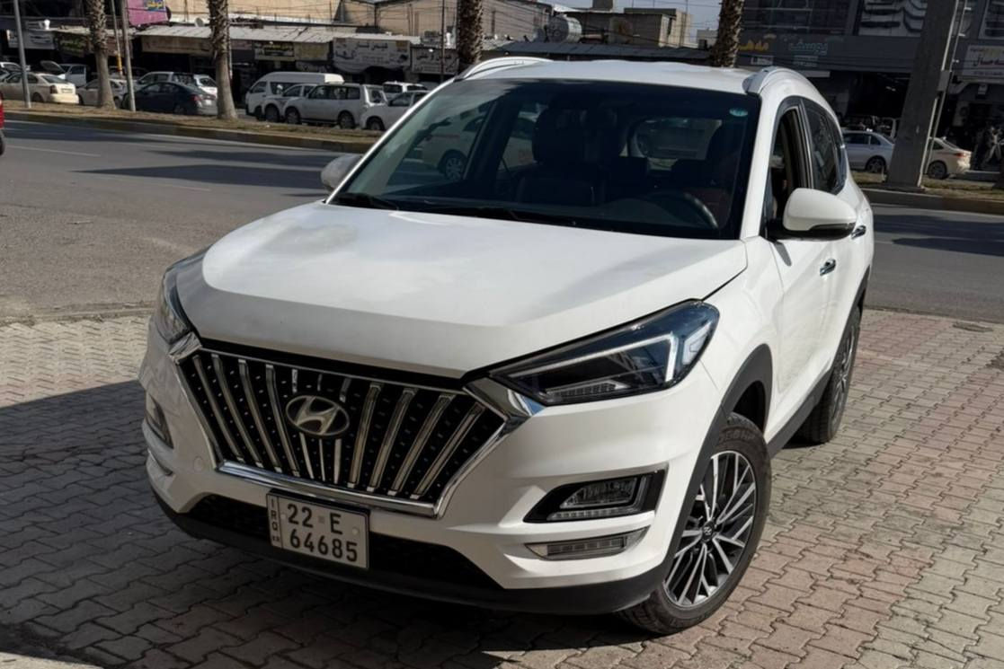 هیوندای توکسون 2021 مواسەفات خلیجی 
لەسەر ساغی 10 پارچەی گۆڕاوە 
80 هەزار ڕۆشتووە 
بەسمە شاشە گەورە 
کوشن کارەبایی 
ویل کروم
زۆر مواسەفاتی تر 
هەزەی نوێیە 
سەنەوی نوێیە 

سـعـر : لە کۆمێنت داوابکە ڕاستەوخۆ بۆت دێت 📥 

گێر و مەکیەنەی بەشەرت 
هیچ کێشەیەکی تێدا نییە 

ژمارەی خاوەنەکەی 
***********
