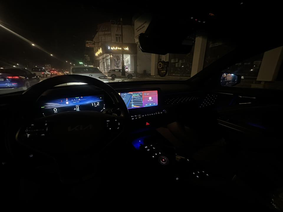 � للبيع: كيا K8 موديل 2023 فل مواصفات 🔥

سيارة Kia K8 2023 للبيع بحالة ممتازة جداً، استعمال شخصي ونظيف.
📌مكينه 1600 تيربو هايبرد يعني سريع ✈️وقتصادي 
📌 الموديل: 2023
📌 الممشى: 54 ألف كم (قابل للزيادة)
📌 اللون: رصاصي طوخ
📌 المواصفات: فل مواصفات عدا بانوراما
📌 الحالة: نظيفة جداً 
📌تبريد ثلج 

✨ المميزات:
*فول واحد ع واحد اعلئ موصفات بل k8 عدا البانوراما 
* مساج كرسي السائق 
* كاميرات 360°
* حساسات أمامي وخلفي
* تشغيل بصمة + تشغيل عن بعد تمشي وترجع بلبصمه 
* شاشات كبيرة + Apple CarPlay / Android Auto
* تبريد وتسخين مقاعد
* رادار + نظام المحافظة على المسار
* كراسي جلد فاخرة
*بعد بيه هواي موصفات مينعدن 

🚗 السيارة استخدام شخصي، مريحة جداً بالسفر وثابتة بالطريق
💰 السعر: (165 ورقه / قابل للتفاوض)

📞 للتواصل: (***********)
📍 الموقع: (الديوانية )

