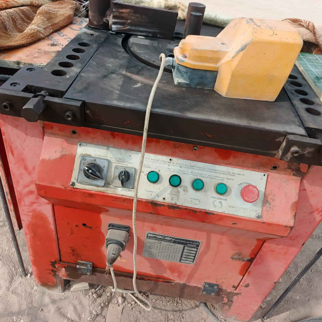 سلام عليكم البيع عواجات عداد 2 كترات عداد 2 تركي باب اول شرط كفاله المكان كربلاء ***********
