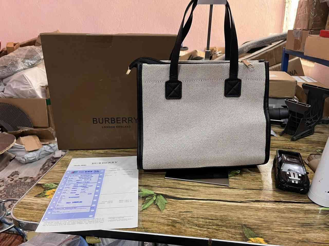 متوفر 5 قطع جنط ماستر درجه اولى
السعر 50 مع التوصيل


**إذا كنت صاحب هذا الإعلان وتريد حذفه لأي سبب، رجاءا أرسل رسالة إلى الدعم الفني**