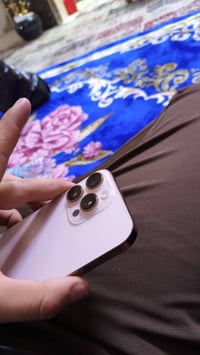 للبيع ايفون 16 برو ماكس ذاكرة 256 بطارية,100 مشحون 150 ابيع عل فحص مكا...