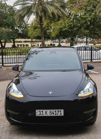 تسلا موديل Y • ٢٠٢٤ • مدى ٥٠٠-٥٥٠كم