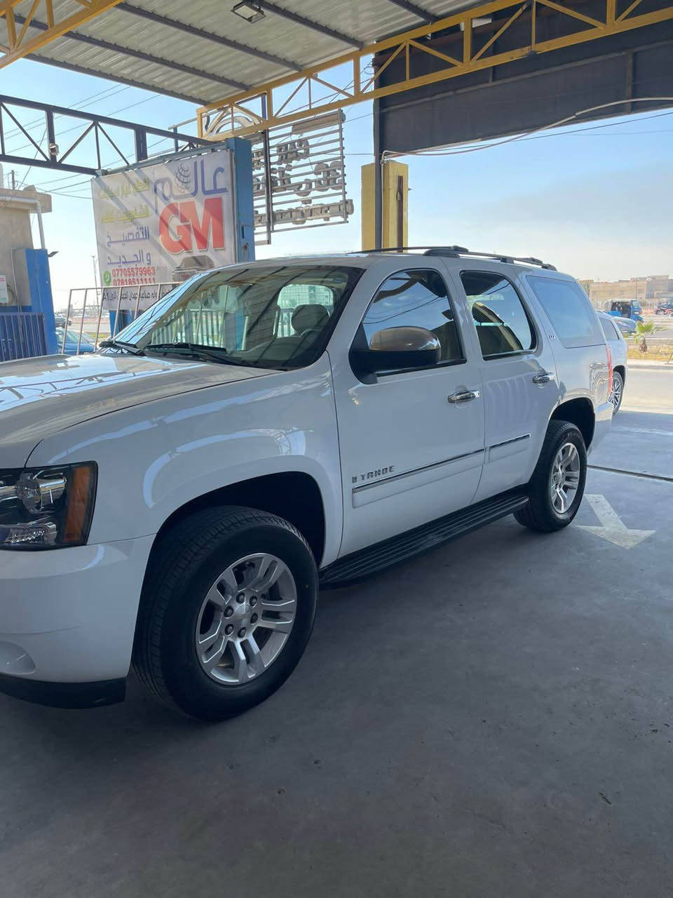 السلام عليكم تاهو خليجي مكفول كفاله عامه فقط باب السائق بي رشه صغيره بدون حادث شرط الفحص السياره نضيفه ونصبتها شوفه عينكم بيها رصعات بالبدي خفيفات كلش ، موديل 2009 ، فوول LTZ , الكير مفتوح ، ماشيه 225 كيلو متر ، كشنات جلد دوشمه جديده ارضيات ومقاعد فول واحد على واحد رقمها سليمانيه , ملاحضه بسيطه الوكاله على المشتري ، السعر
(250) مجالها بسيط كلش  ) رجائاً مو شراي لا تتصل وتتعبني وتتعب روحك ، *********** البصرة, العراق
