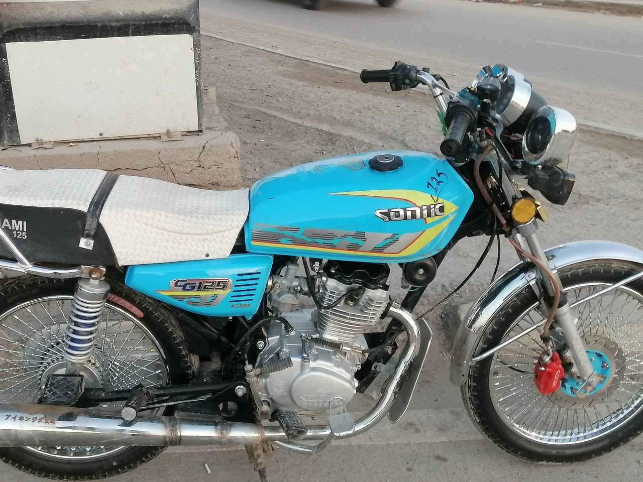 سلام عليكم عمي دراجه للبيع تايگر موديل 24 مكفوله الايريد يتصل على الرقم ***********
