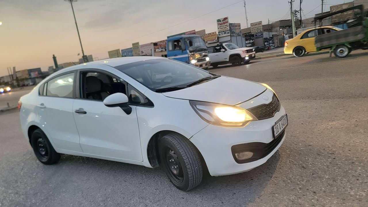 السلام عليكم  كيه ريو موديل موديل ١٣ سياره بيه رشات صبغ مكينه ١٦٠٠ مكان السياره بالحله السعر ٦٨ مجاله كلش بصيط  رقم بابل انكليزي 

***********
