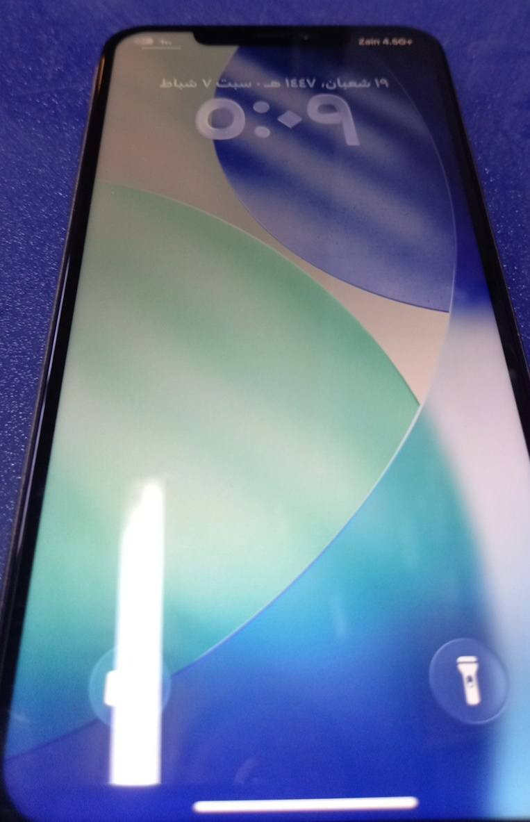 ايفون ١١ برو ماكس ب٢٣٠ وبي مجال  
ذاكره ٢٥٦
تك شريحه 
فيس ايدي شغال كلشي شغال بي 
مبدل شاشه تلث خيارات 
بطاريه ٧٧ بلدي تقره خدمه 
ضهر مبدل اول مره نفتح ليزر عدي 
كامره اماميه غوش خفيف 
*********** دوانيه مركز
