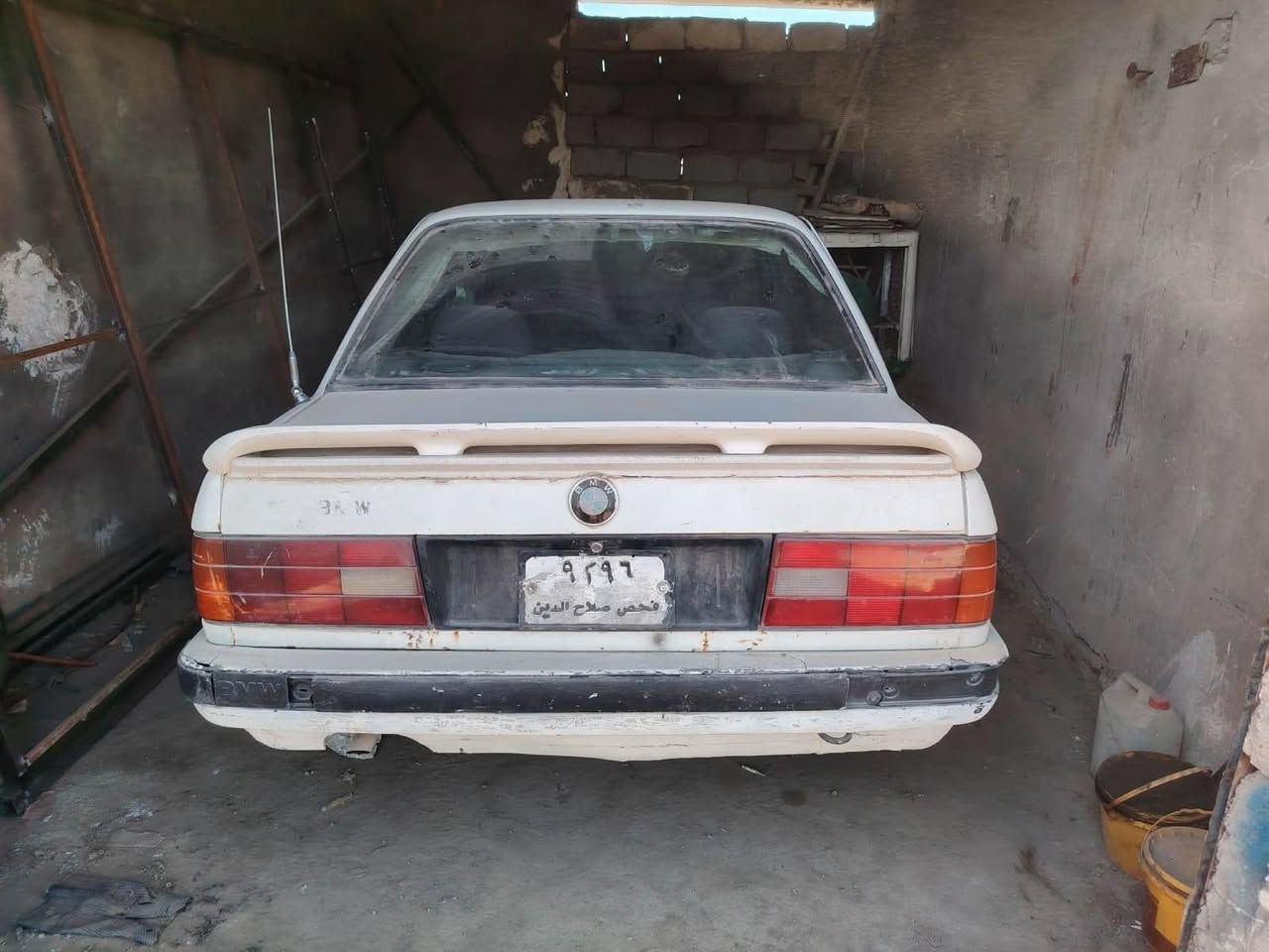 السلام عليكم سياره للبيع بي ام دبليو زعرور موديل 1991 صلاح الدين فحص الاتصال على  ***********
