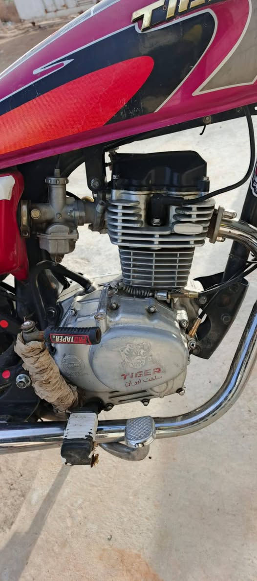 سلام عليكم دراجة تايكر 4كير موديل22 بدون اوراق مكينة مفتوحة مكاني كنعان السعر 450وبيهة مجال ‏‪***********

