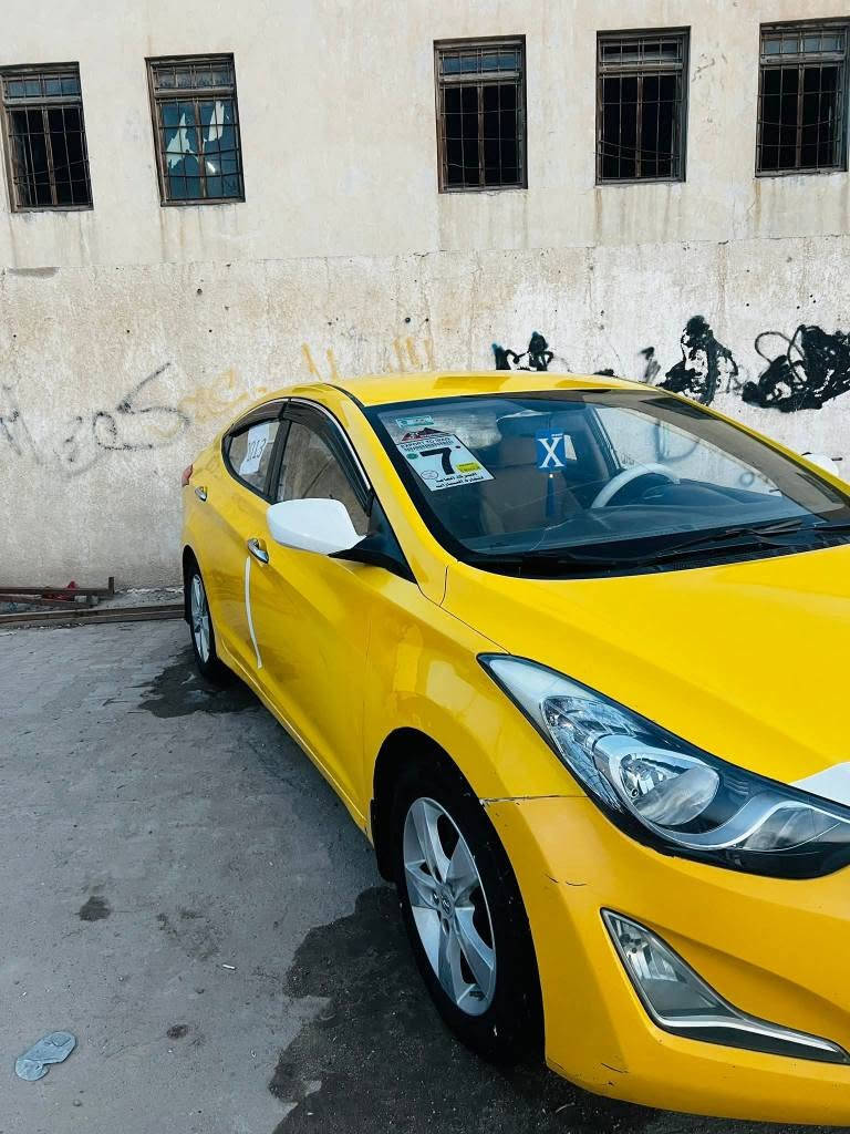 النترا ٢٠١٣رقم دولي ذي قار بأسمي خليجي مكفوله من الضربه حداديه كير تبريد كله شرط مكينه ١٦٠٠ نضيفه هيئه غرامات مصفره السعر ١٠٠ وبيها مجال للشراي مكاني ديوانيه تلفون *********** ديوانية, القادسية
