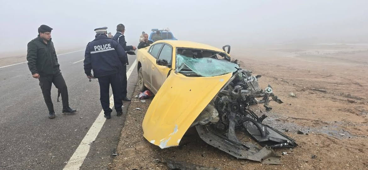 السلام عليكم ورحمة الله وبركاته سياره للبيع هونداي النترا 2013 رقم بغداد وهذا رقمي 075
اسيا ***********
***********
