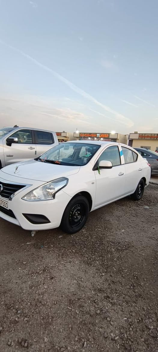 السلام عليكم نيسان سني هندي بليته الزركه موديل 23 ماشيه 40 الف بيها قطتعتين رش دبي رقم مميز أربيل عنوان بصره الجبيله سياره جاهزه من كلشي وبالعافيه ع الياخذها  ***********
