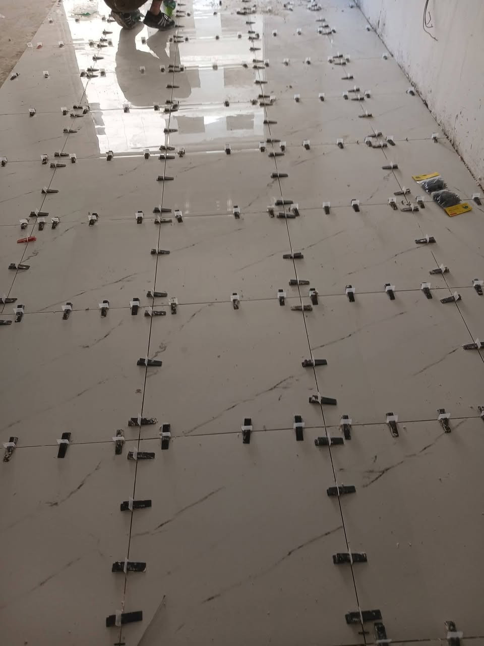 خلفه سيراميك بورسلين مرمر كاشي درجه اولى ***********
