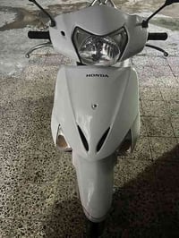 اعادة نشر بسبب الوعود الكاذبة 07778460063