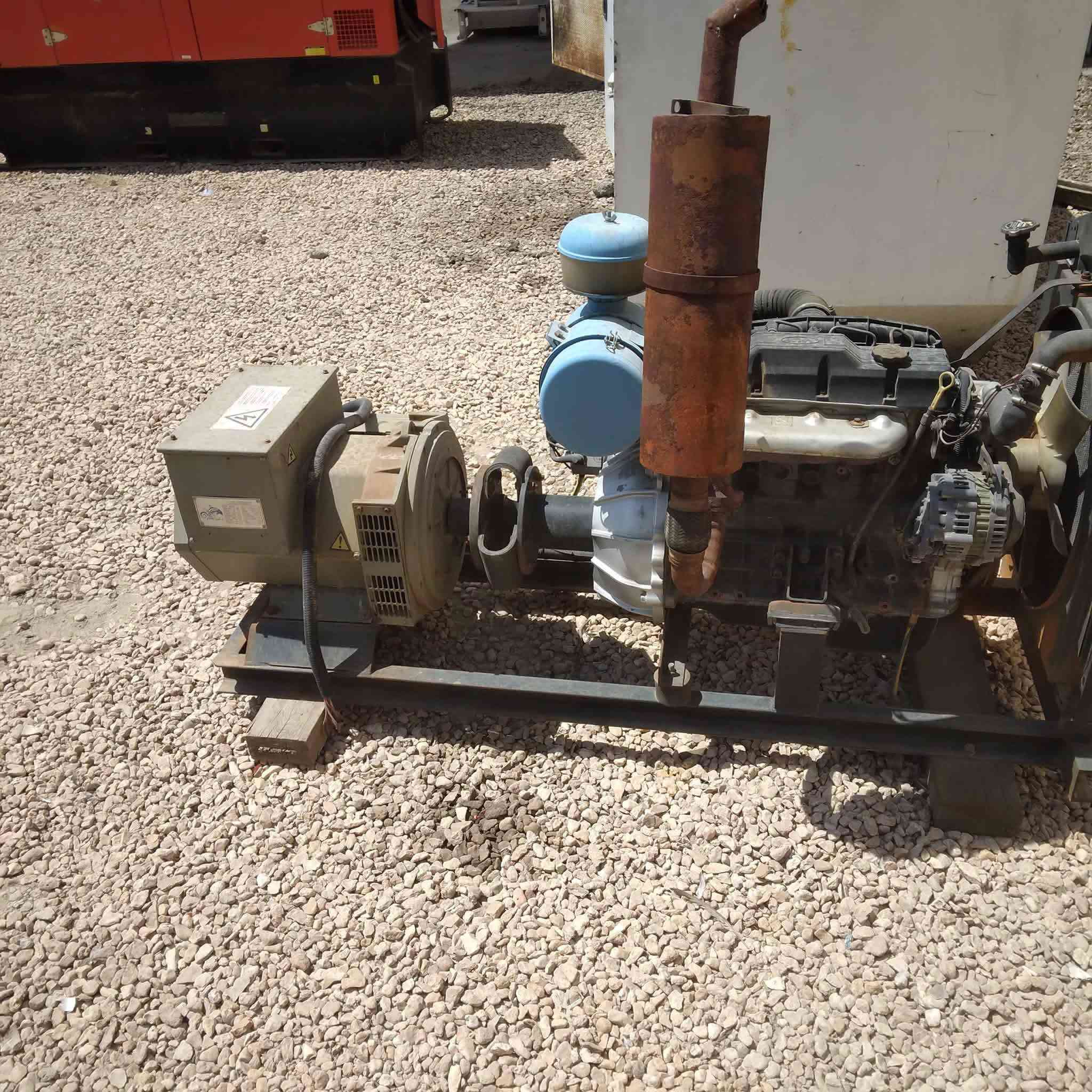 ثلاث مولدات كيا للبيع البيع كلهم شلع


**إذا كنت صاحب هذا الإعلان وتريد حذفه لأي سبب، رجاءا أرسل رسالة إلى الدعم الفني**