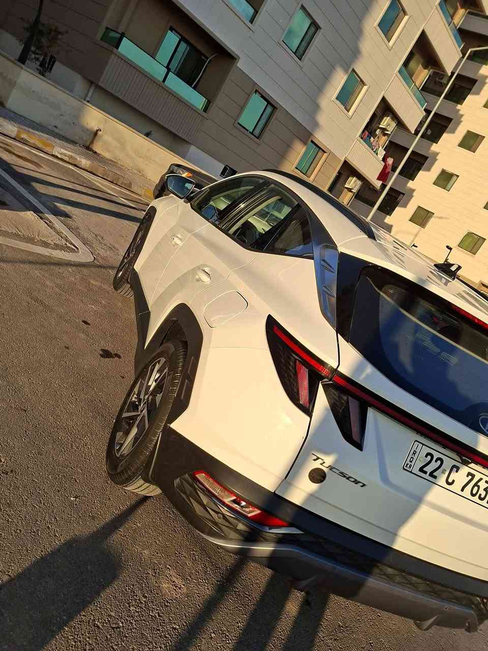 سلام عليكم 
توكسن ٢٠٢١ خليجي
بدون ضرر بيها ١٠ نقاط حالوب بل سقف وكلش ناعم 
سياره بسمنا من الشركه وبسمنا 
ماشيه ٩٢ كير ومكينه شرط 
سعرها ٢٠٠ وبيها مجال قليل 
***********
