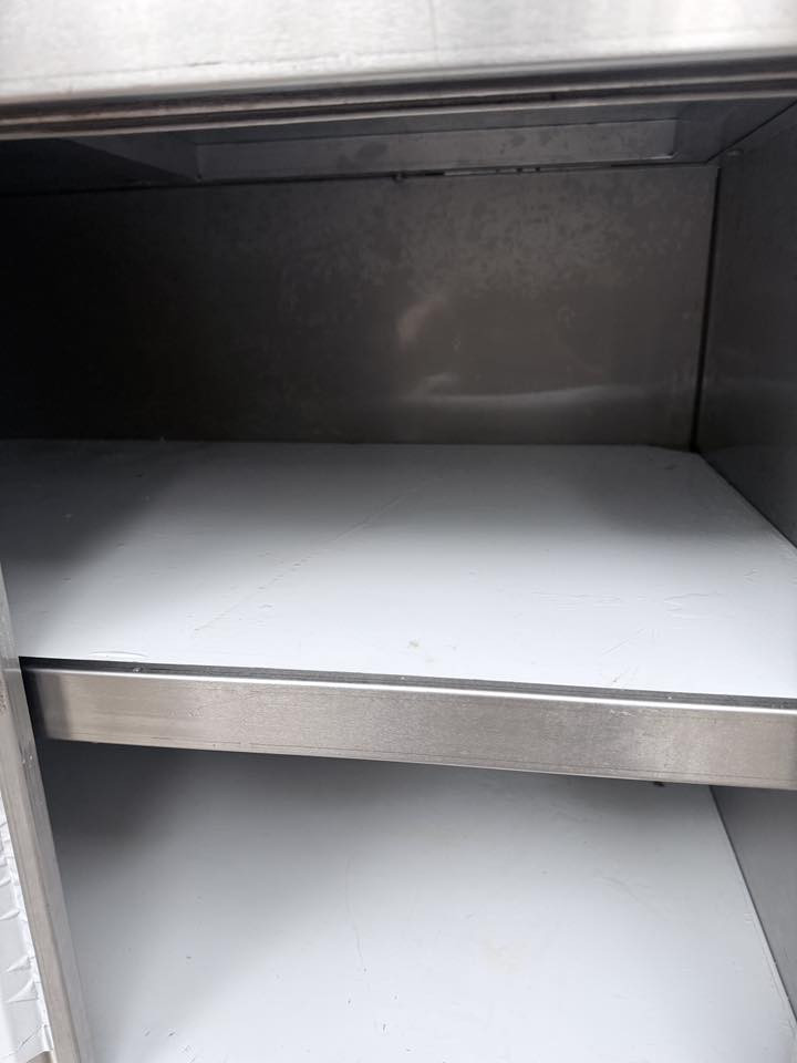 ميز مغلف ومفتوح 120سم ***********
