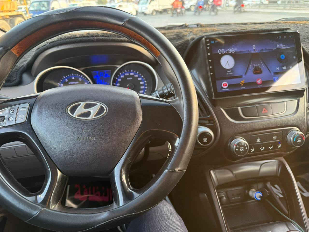 توسان خليجي 2015 مكينة 2000 دوش السيارة خير من الله صدر جديد تخم تاير جديد منضومة تبريد جديدة بيهة صبغ بس الصندوك مثل ما موضح بلصورة 
السعر 155$ للاستفسار ***********
