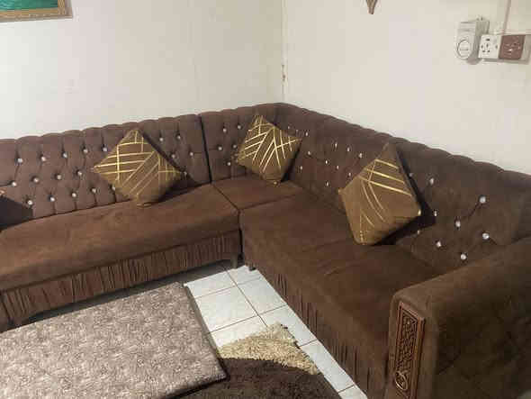 ديوان للبيع نضيف افصال جديد ماعجبنه أنريد نبدله السعر ٢٥٠بي مجال قليل اتصال ***********
