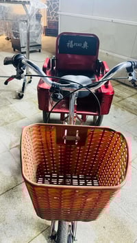 للتواصل 07702589917