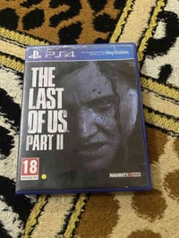 بلايستيشن • للبيع