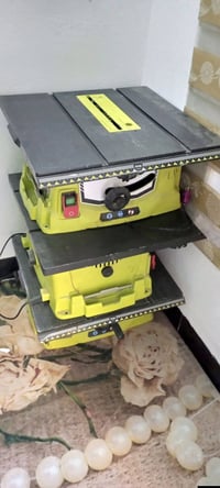 ١٨٠٠ واط • أوروبي • بدون ملحقات