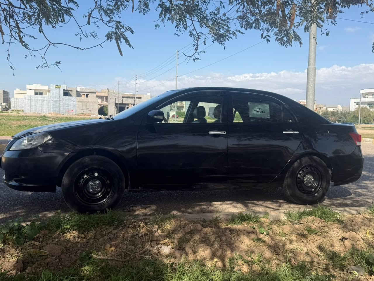 سلام عليكم بيوايدي موديل 13محرك وكير كورله 1800تبريد شغال تخم تايرات جديد صبغ عام لجمالية بدون اي ضربة ليتات زنون الناصي شمسي سنوية لحد 2030جديد وبسمي سيارة مابي اي نقص السعر 68وبي مجال مكاني ديالى خانقين وهذا رقمي ***********
