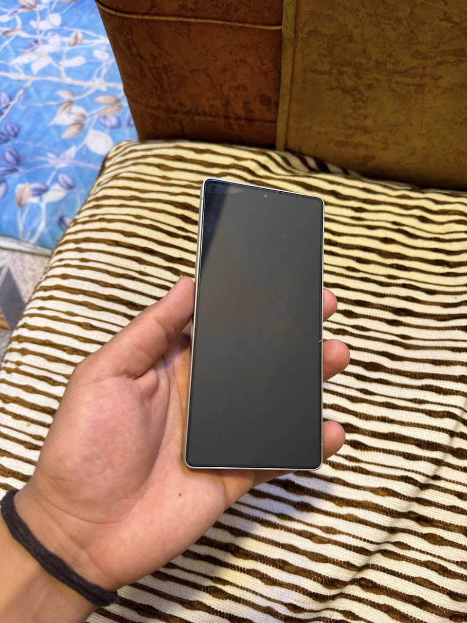 سامسونجGalaxy S25 Ultra
ذاكره 256 جديد جهاز بغداد حي جامعه ***********
